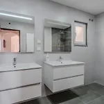 Atlantic Ocean - 4 Bedrooms - Ocean Front *