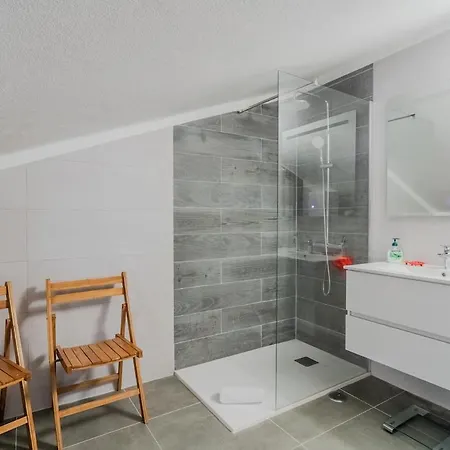 Atlantic Ocean - 4 Bedrooms - Ocean Front 度假居