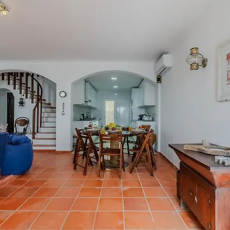 Villa Atlantic Ocean - 4 Bedrooms - Ocean Front *