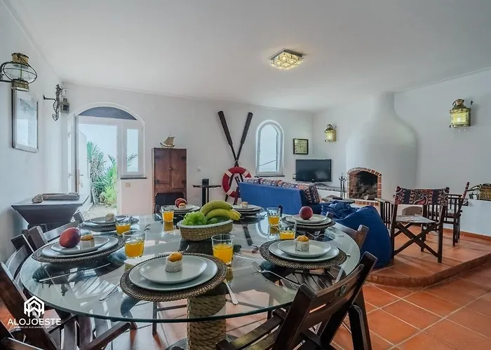 Atlantic Ocean - 4 Bedrooms - Ocean Front בית נופש *
