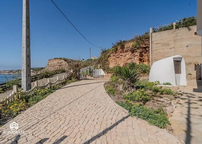 Atlantic Ocean - 4 Bedrooms - Ocean Front בית נופש
