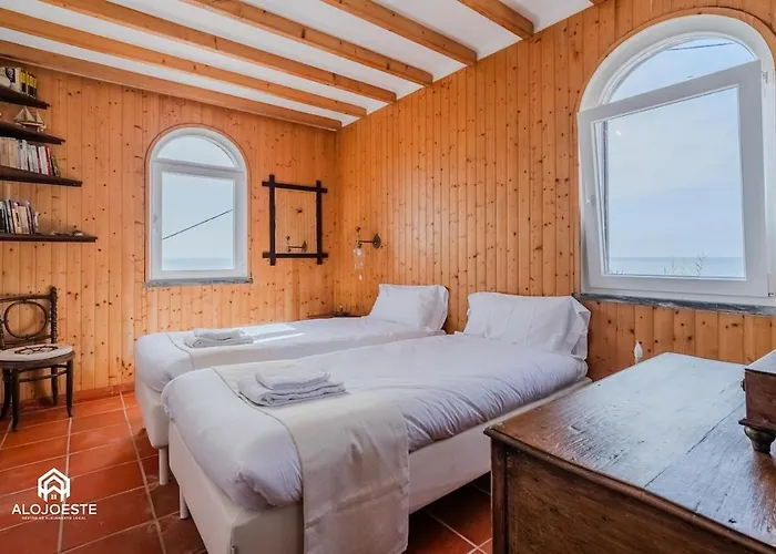 Atlantic Ocean - 4 Bedrooms - Ocean Front בית נופש São Pedro da Cadeira