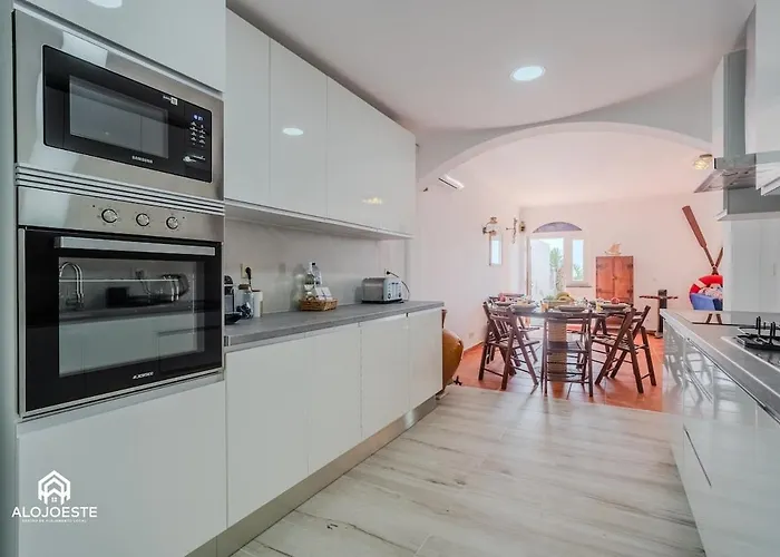 Atlantic Ocean - 4 Bedrooms - Ocean Front בית נופש *